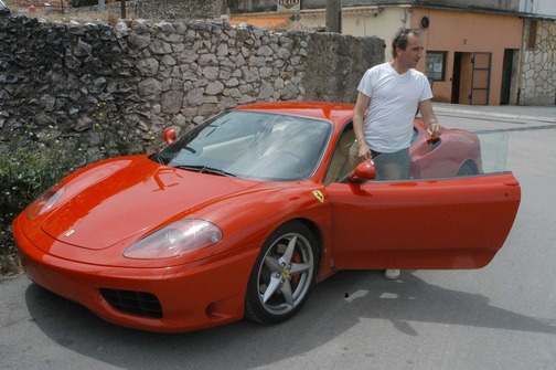 Mladen Grdović - čovjek koji toliko voli svoj Ferrari da je u njemu (bio) većinom pijan