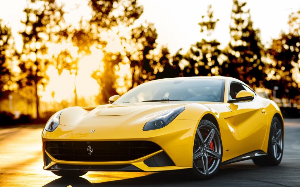 Žuti Ferrari