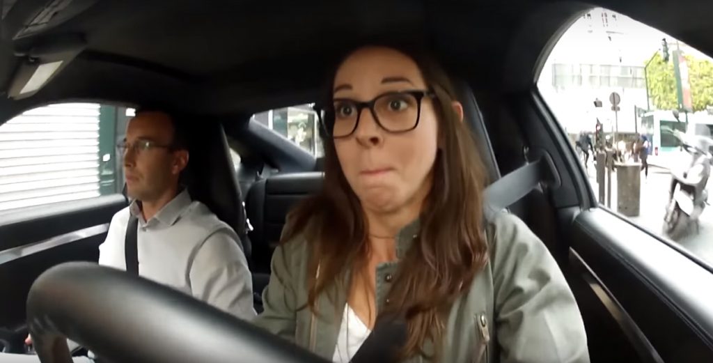 Zabrinuta lica u Porscheu 911