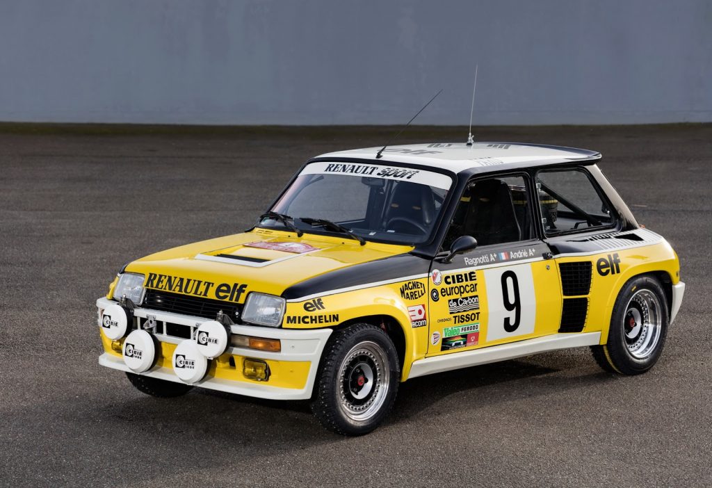 Renault 5 Turbo kao apsolutna zvijer iz osamdesetih.