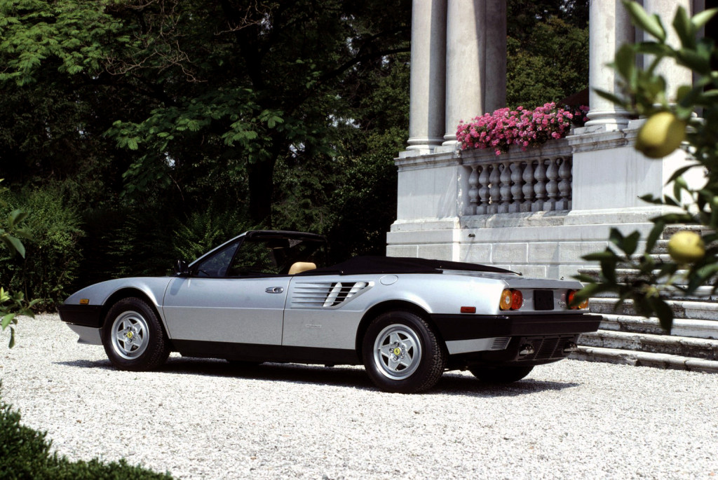 Postojala je i verzija sa sklopivim krovom