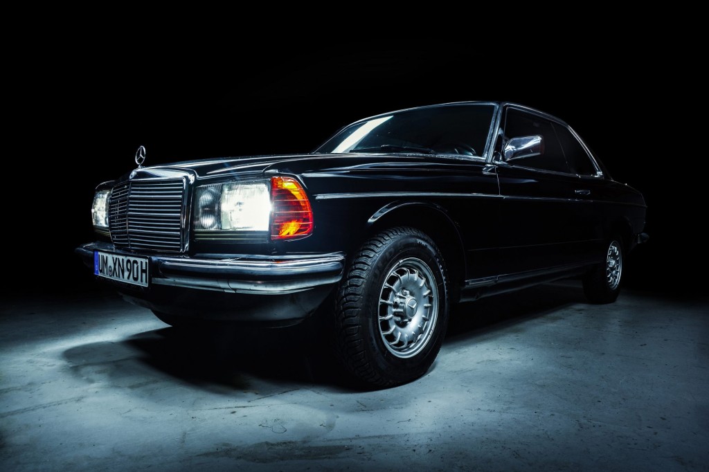 Mercedes-Benz C123