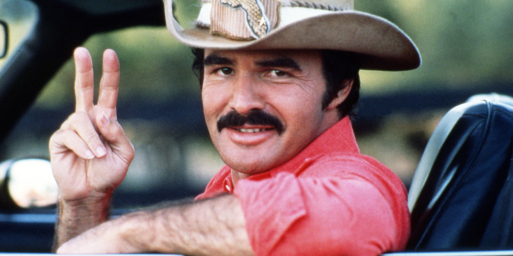 Burt Reynolds kao Bo "Bandit" Darville prava je filmska legenda.