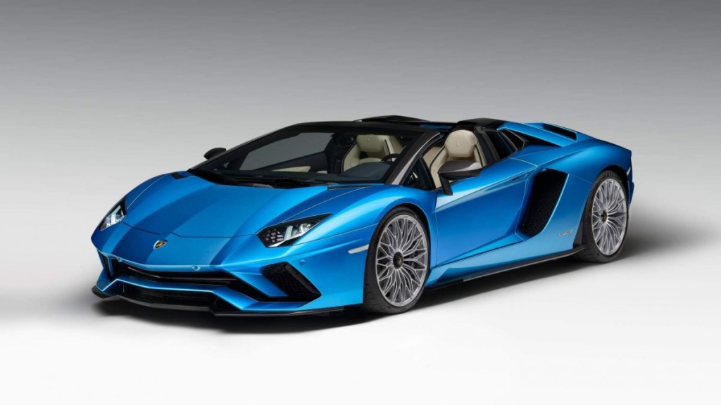 Aventador S Roadster kao najnoviji Lamborghini.