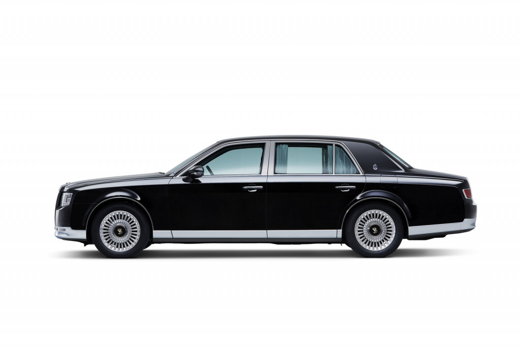 Malo Rolls-Royce, malo ostatak svite luksuznih automobila...