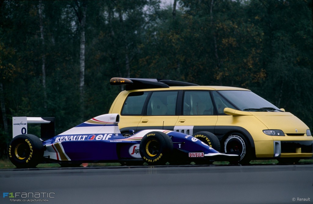 Renault Espace F1, i Williams Renault FW16