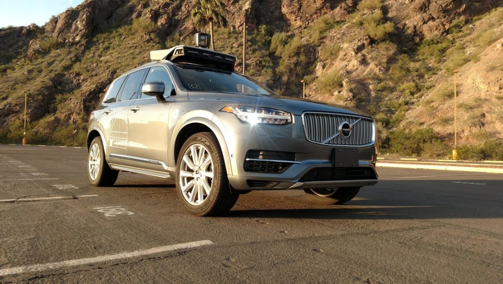 Volvo CX90 u ulozi autonomnog Uberovog vozila.