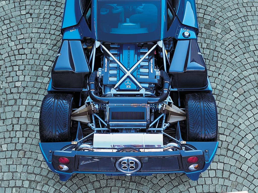 Pagani Zonda S iz 2002. s Mercedesovim 7.3 motorom
