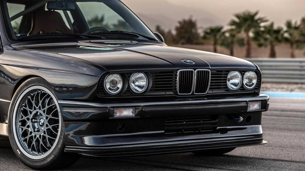 BMW E30 M3 by: Redux