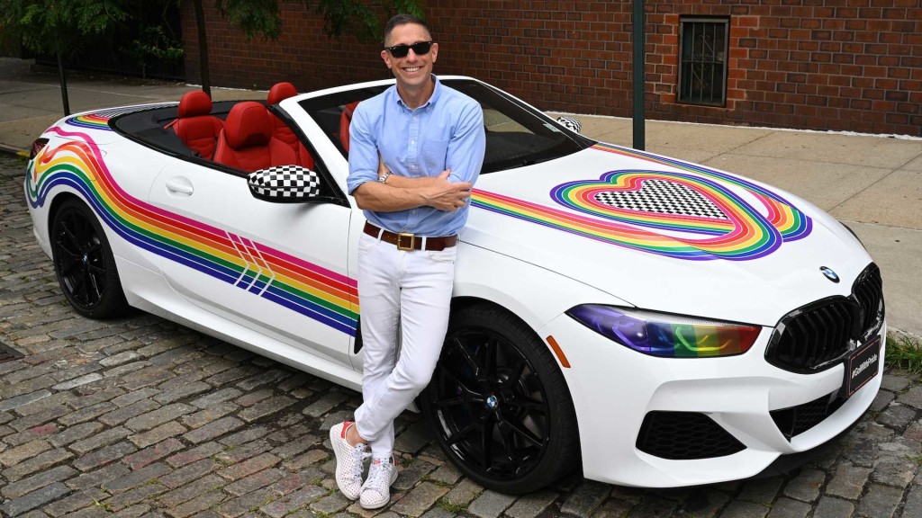 BMW MLGBTQ+850i