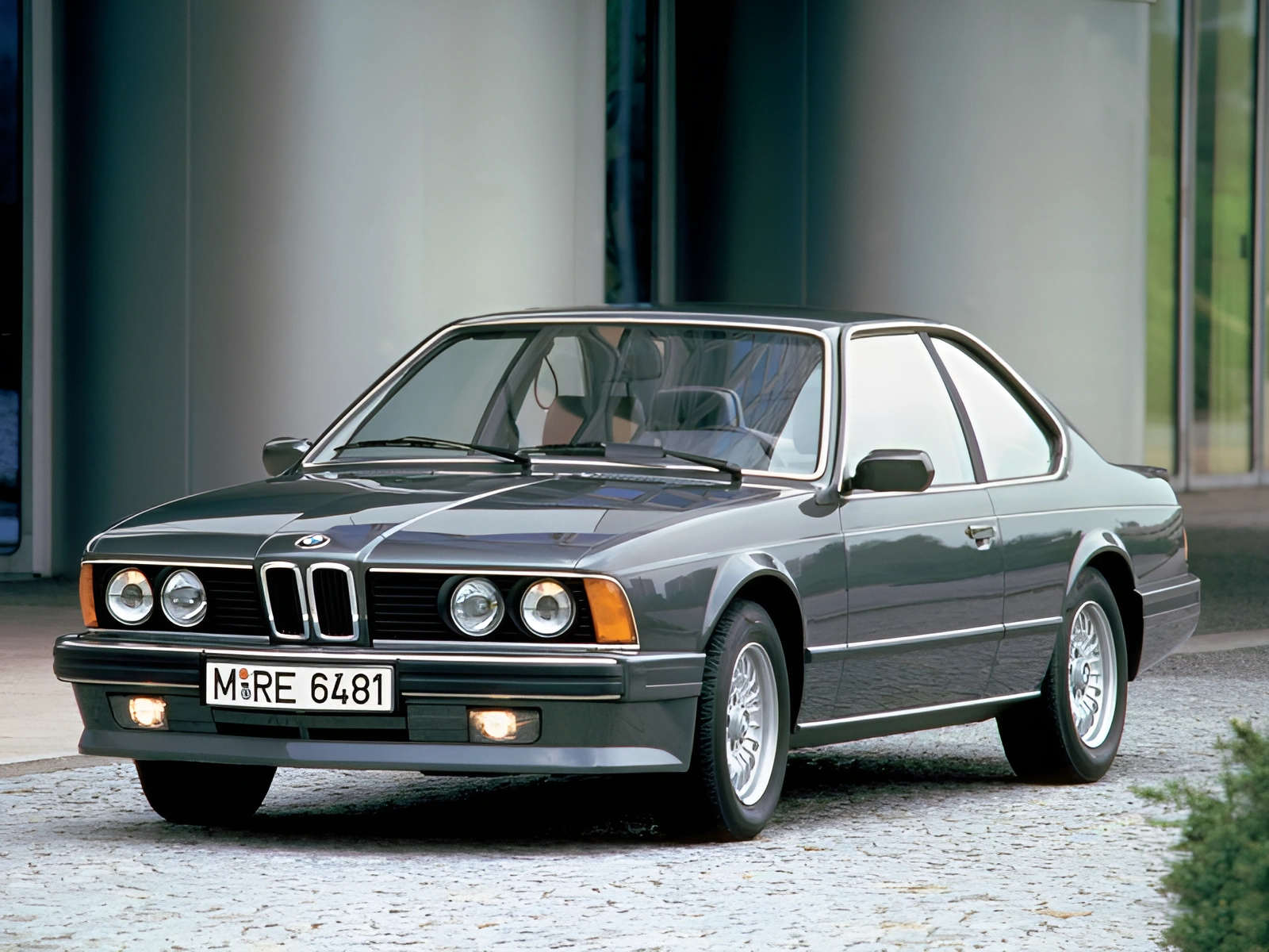 BMW serije 6 - jedan od najnaprednijih automobila svih vremena.